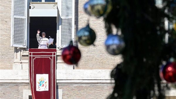 بابا الفاتيكان.. العائلة المسيحية مدرسة للحب وحصن للقيم الإنسانية