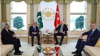 أردوغان وشهباز شريف يبحثان في إسطنبول تعزيز الشراكة الثنائية.. وتأكيدات على توسيع التعاون الاقتصادي 