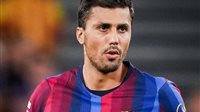 "رودري" يعلق على أخطاء ديربي مدريد: لاعب أتلتيكو كان يستحق الطرد 