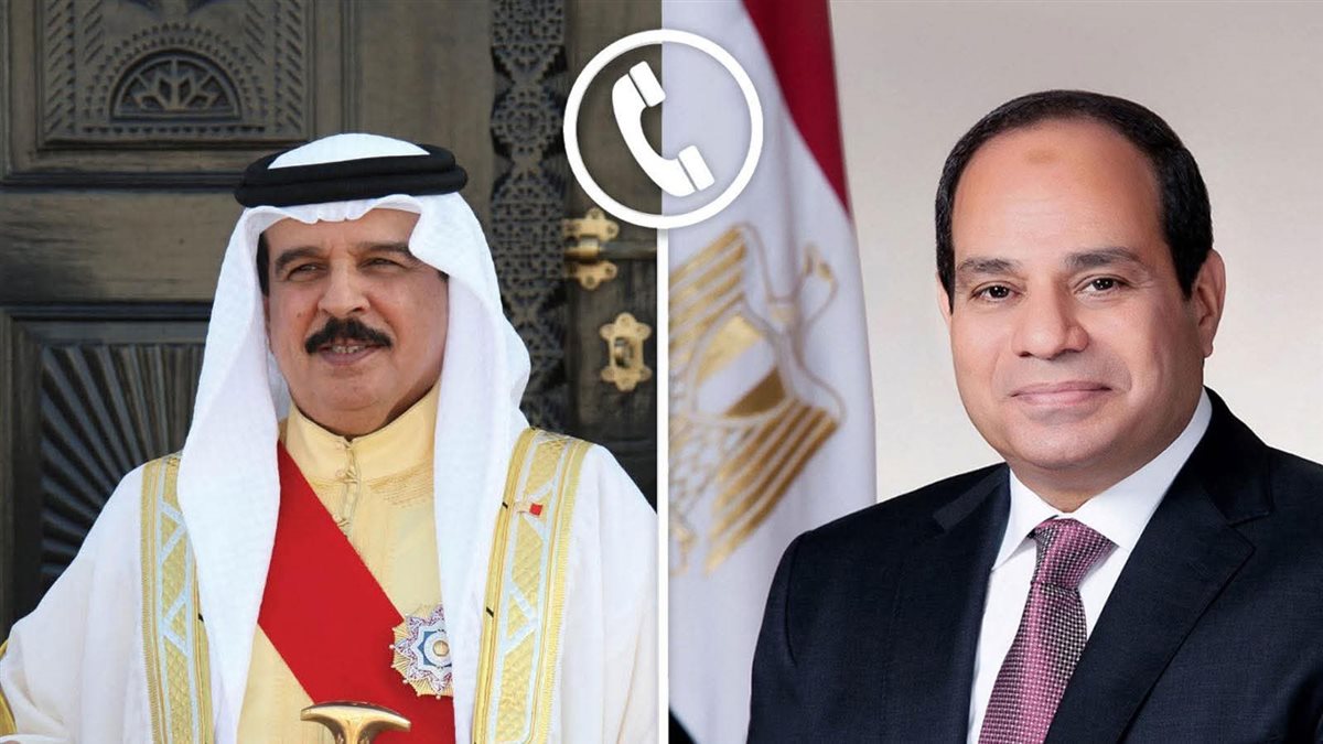خلال الاتصال الهاتفي