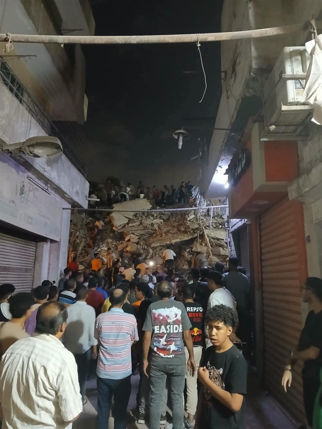 إنهيار منزل نور الشريف