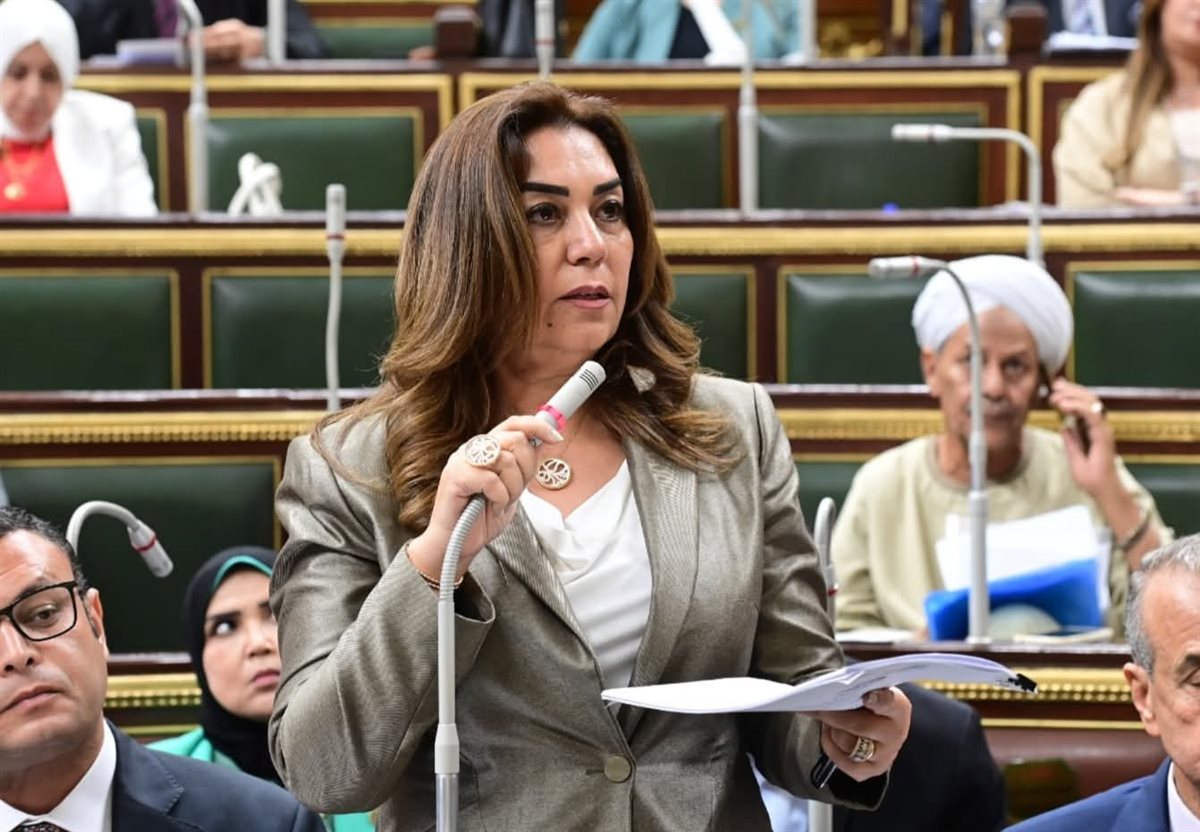 وزيرة التنمية المحلية 