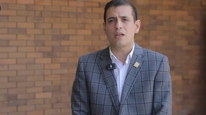 الدكتور احمد الطحاوي