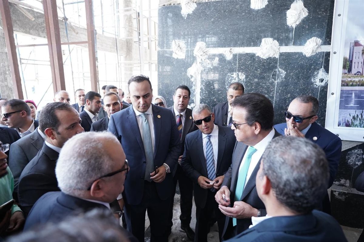 خلال جولة وزير الصحة ورئيس هيئة الرعاية الصحية