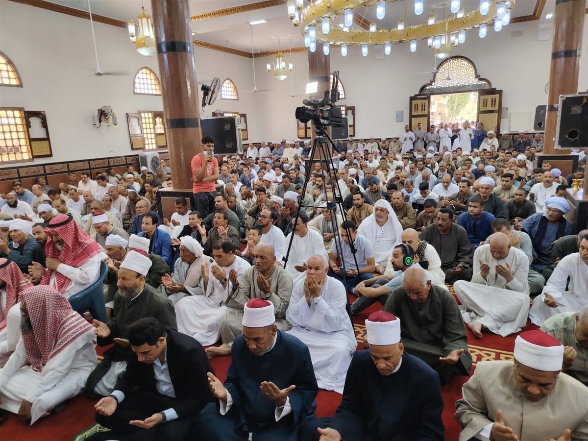 نائب محافظ سوهاج وقيادات الأوقاف يفتتحون مسجدًا جديدًا في دار السلام