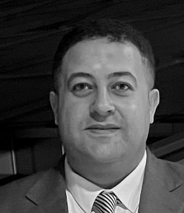  المحامي احمد القرماني خبير القانون الدولي