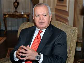 السفير محمد العرابي وزير خارجية مصر الأسبق