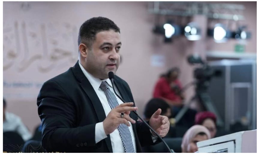 المحامي أحمد القرماني وأستاذ القانون