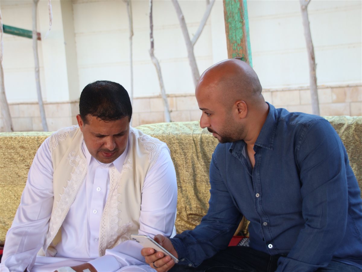 الصحفي أحمد عمران مع النائب أحمد جمعة بدر نوح الشهير بـ