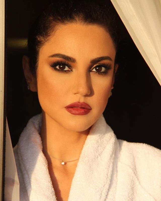 الفنانة درة