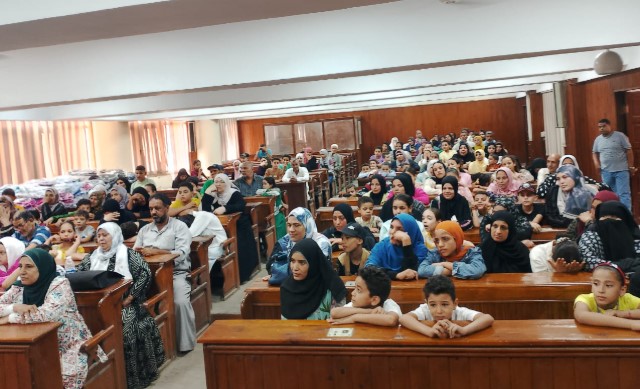 فرحة المدارس.. مبادرة بالقليوبية لتوزيع شنط وأدوات مدرسية على الأيتام والأسر البسيطة