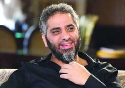  فضل شاكر يظهر ويسلم نفسه للجيش اللبناني