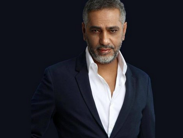  فضل شاكر يظهر ويسلم نفسه للجيش اللبناني