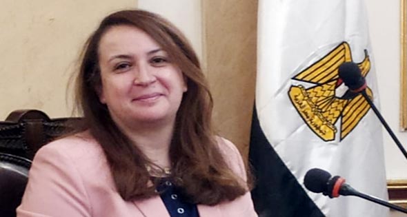 الدكتورة هدى أبو شادي أستاذة الفيزياء النووية بكلية العلوم جامعة القاهرة والقائم بأعمال عميد كلية الدراسات العليا للنانو تكنولوجي سابقا