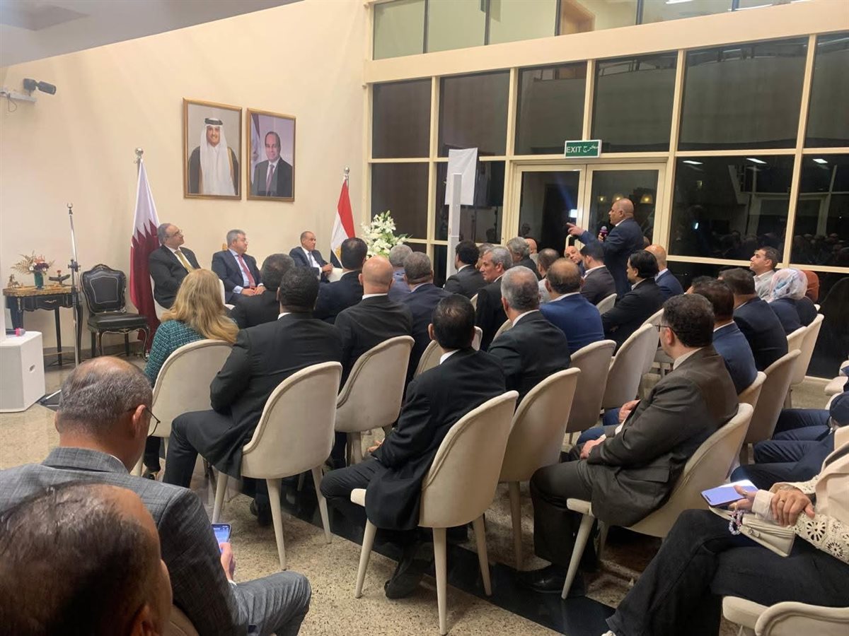 لقاء الوزير مع أبناء الجاليه المصريه فى قطر 