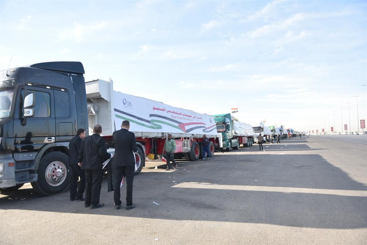 إطلاق القافلة رقم (15) من المساعدات الإغاثية