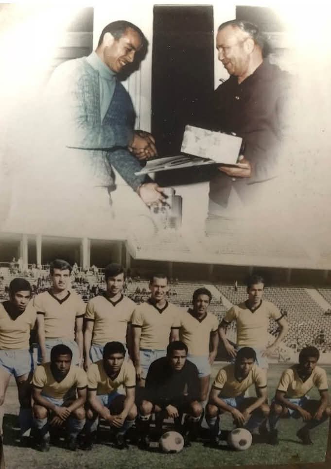 اثناء تكريمه من المهندس عثمان