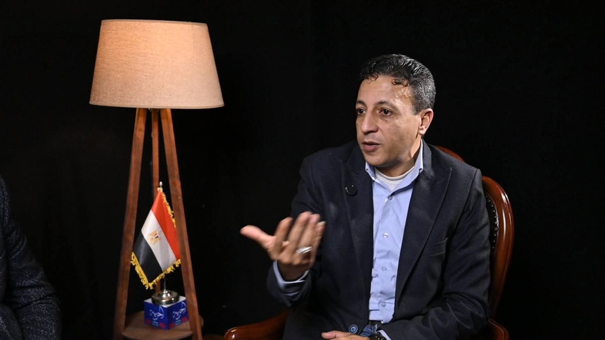 الكاتب الصحفي وليد الغمري