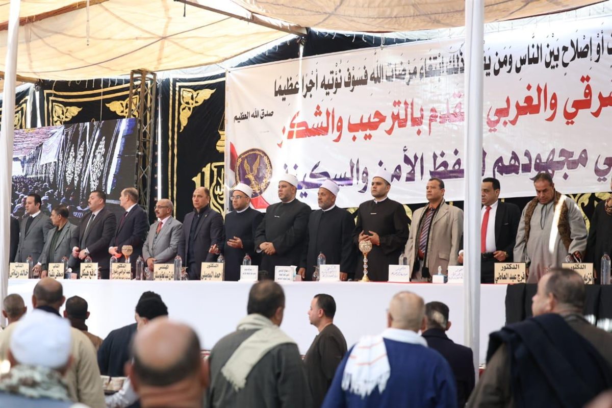 إنهاء خصومة ثأرية استمرت لفترة من الزمن بين عائلتي «أبو وهدان» و**«أبو مشهور»