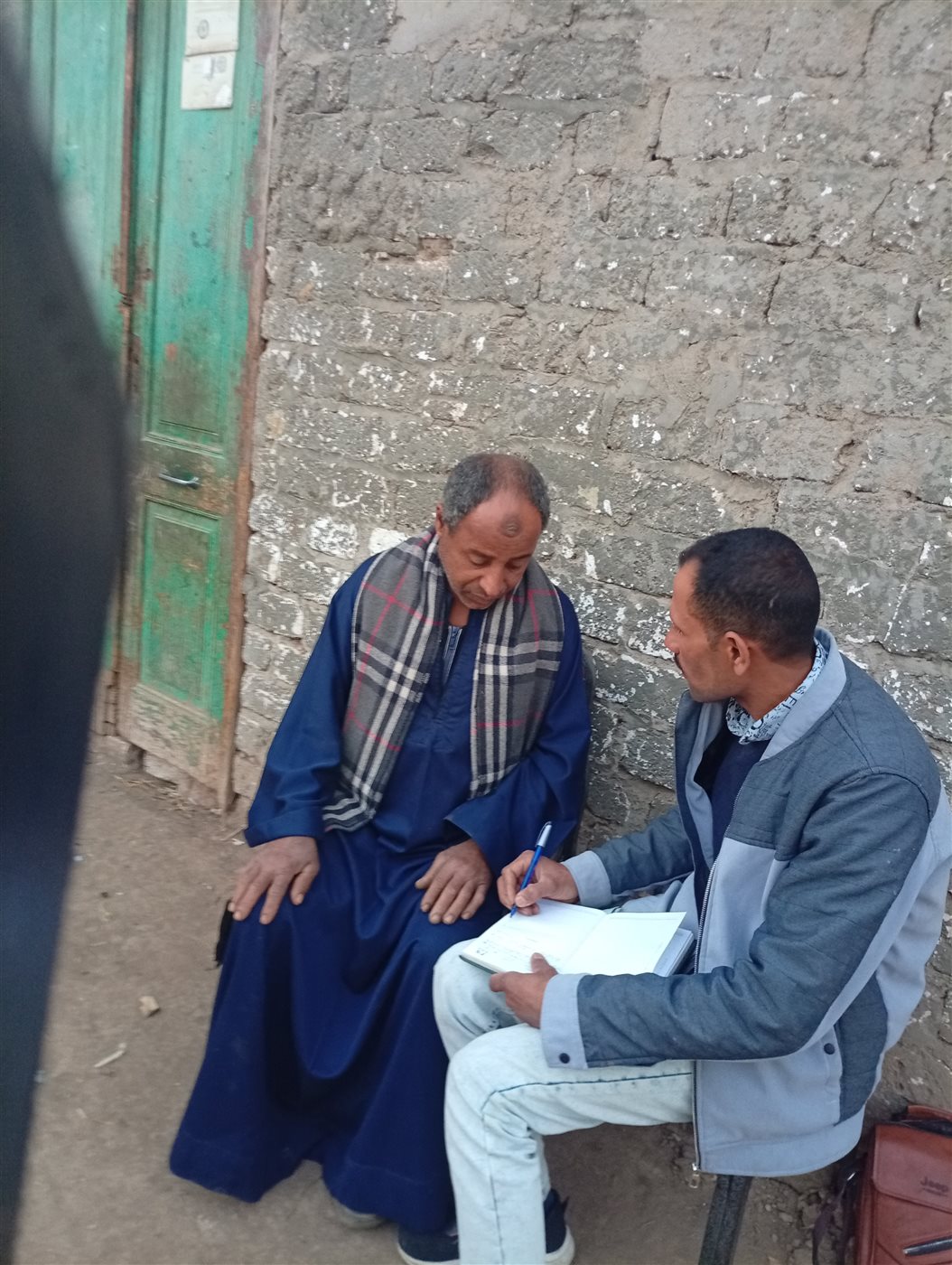 أحمد محمود ولي أمر أحد الطلاب وأحمد سالم