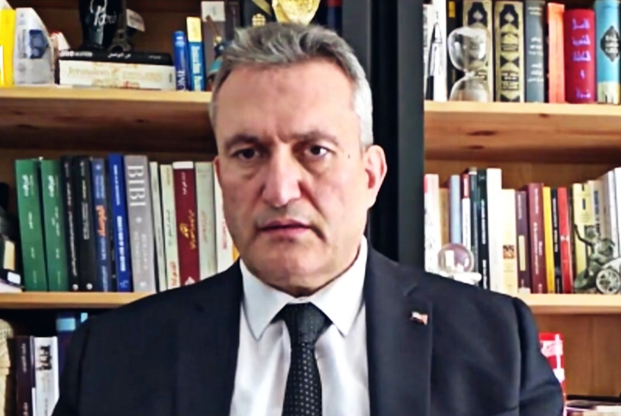 الدكتور <span style=