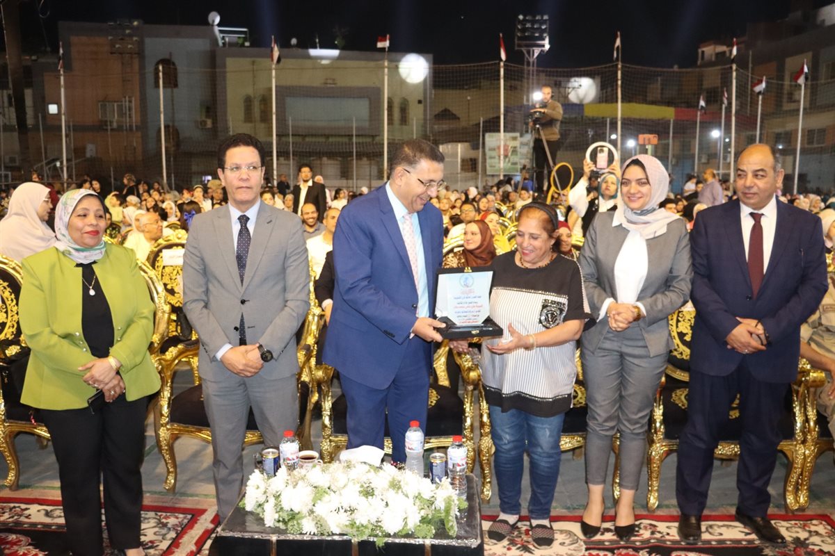محافظ القليوبية ورئيس جامعة بنها يشهدان احتفالية جمعية الشبان العالمية بمناسبة الذكرى الـ44 لتحرير سيناء