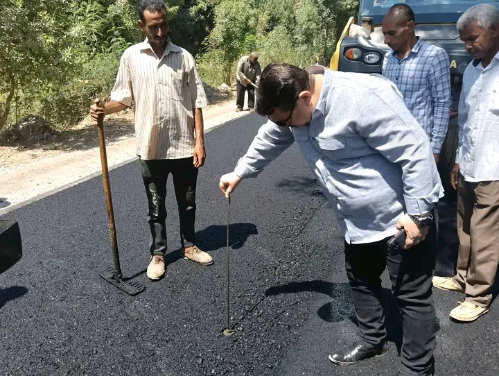 الشطوري متابعة أعمال الرصف&nbsp;