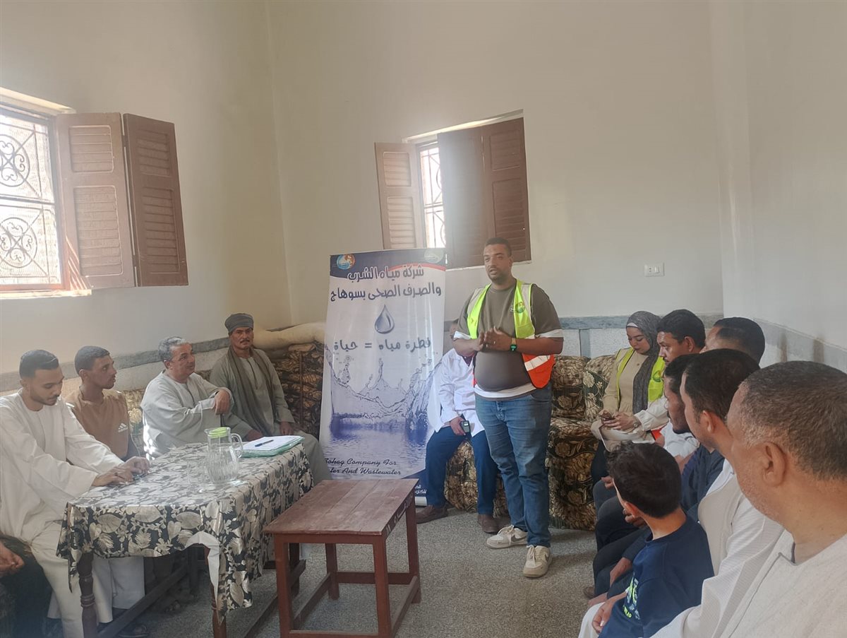 اثناء قوافل توعية المواطنين