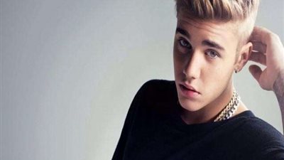 جاستين بيبر يدعم ”demi lovato” بعد تناولها الهيرويين