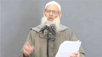 داعية سلفي: منع الشيخ محمد رسلان من الخطابة قرار صائب