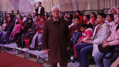 رئيس حى البساتين يستقبل الأطفال ذوي الاحتياجات الخاصة بسرك 