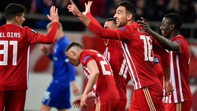 كوكا يحرز هدفًا فى تعادل فريقه بالدورى الأوروبي