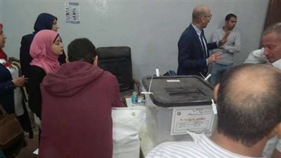 بدأ عملية الفرز في اللجنة رقم 2 بالجامعة العمالية بمدينة نصر