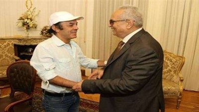 الفنان علاء مرسي ينضم لحزب الوفد