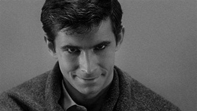 ضرب حتى الموت.. قتل 4 أشخاص على يد ”مؤلف”