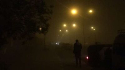 بالصور.. ختام الانتخابات بطقس سيئ في اكتوبر