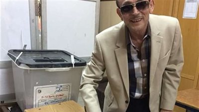 الفنان محمد صبحي يُدلي بصوته في الانتخابات الرئاسية بالهرم