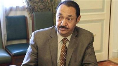 برلماني رافضًا مقترح تقليص أيام العمل: ”لا يتماشى مع طبيعة بعض الجهات”