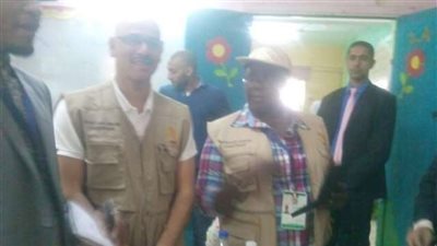 وفد إفريقي يتفقد مقر اللجان الانتخابية بالزمالك (صور)