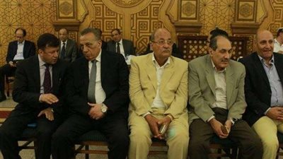 محافظ الجيزة في عزاء والد النائب محمد فؤاد (صور)