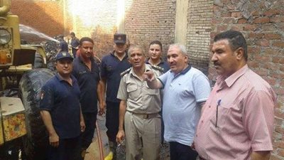 بالصور..  حريق بمصنع مياه غازية بالخانكة