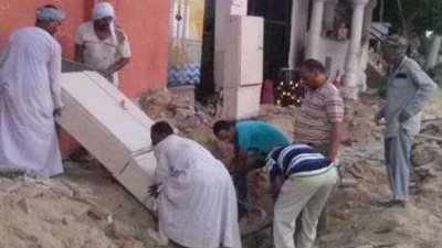 مواصلة العمل بالتغذية الكهربائية بشارع خالد بن الوليد السياحى