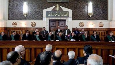 ”عاشور” يطالب بإذاعة المحاكمات الجنائية بـ”الصوت والصورة”