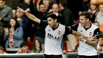 فالنسيا يفوز على ريال سوسيداد فى «لا ليجا»