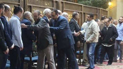 بالصور.. عزاء والدة المخرج هانى اسماعيل