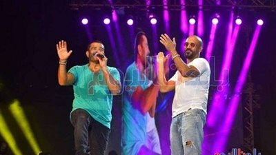 الهضبة يتألق في حفل الساحل بأغنية جديدة من ألبومه.. (فيديو)