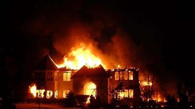 احتراق محل تجاري بالخصوص