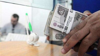 محاكمة سكرتير محافظة السويس بتهمة الرشوة