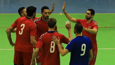 رجال طائرة الأهلي يواجه الطيران في الدوري