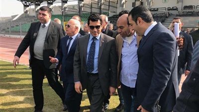 وزير الرياضة يتفقد ستاد بورسعيد استعدادًا لأمم إفريقيا